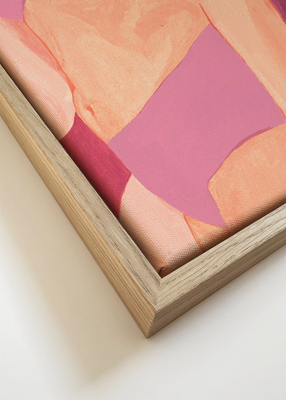 Kvindeillustration med valmuer i pink