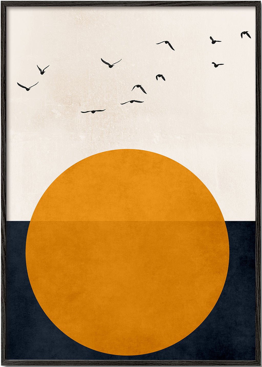 Geometrisk plakat med orange sol og fugle