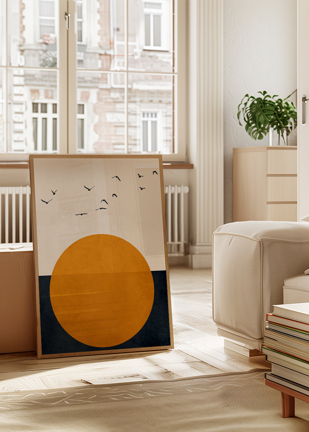 Geometrisk plakat med orange sol og fugle