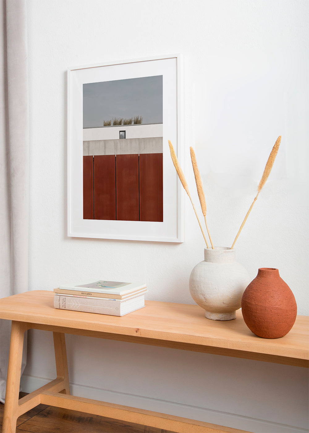 Minimalistisk plakat med rustne paneler