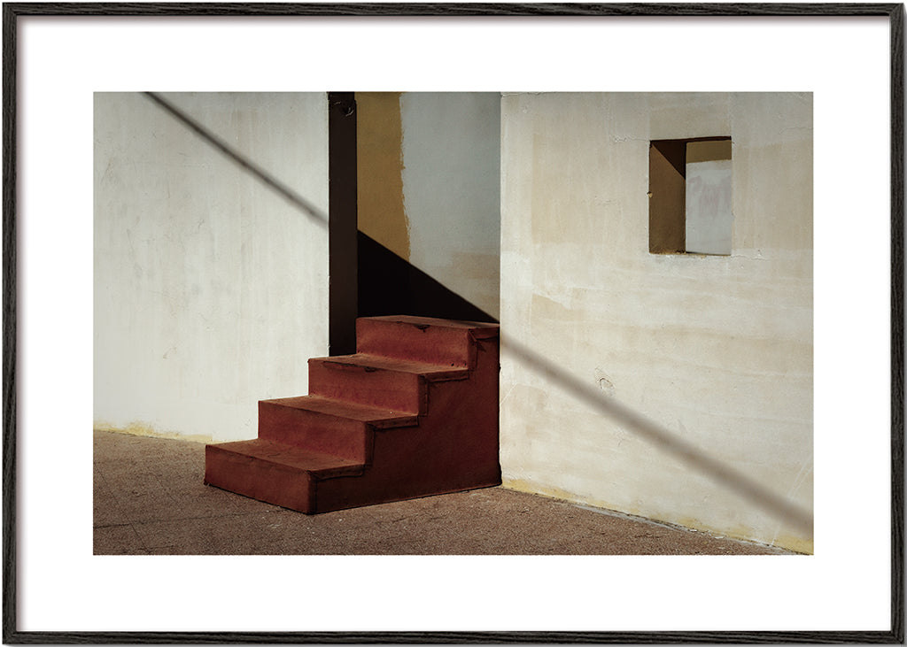 Fotografi af minimalistisk trappe