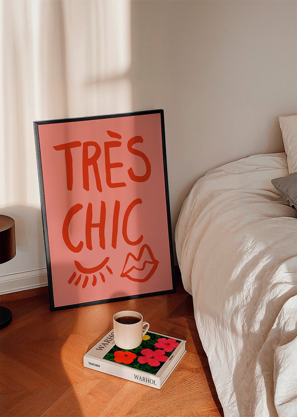Typografisk plakat 'Très Chic' rosa