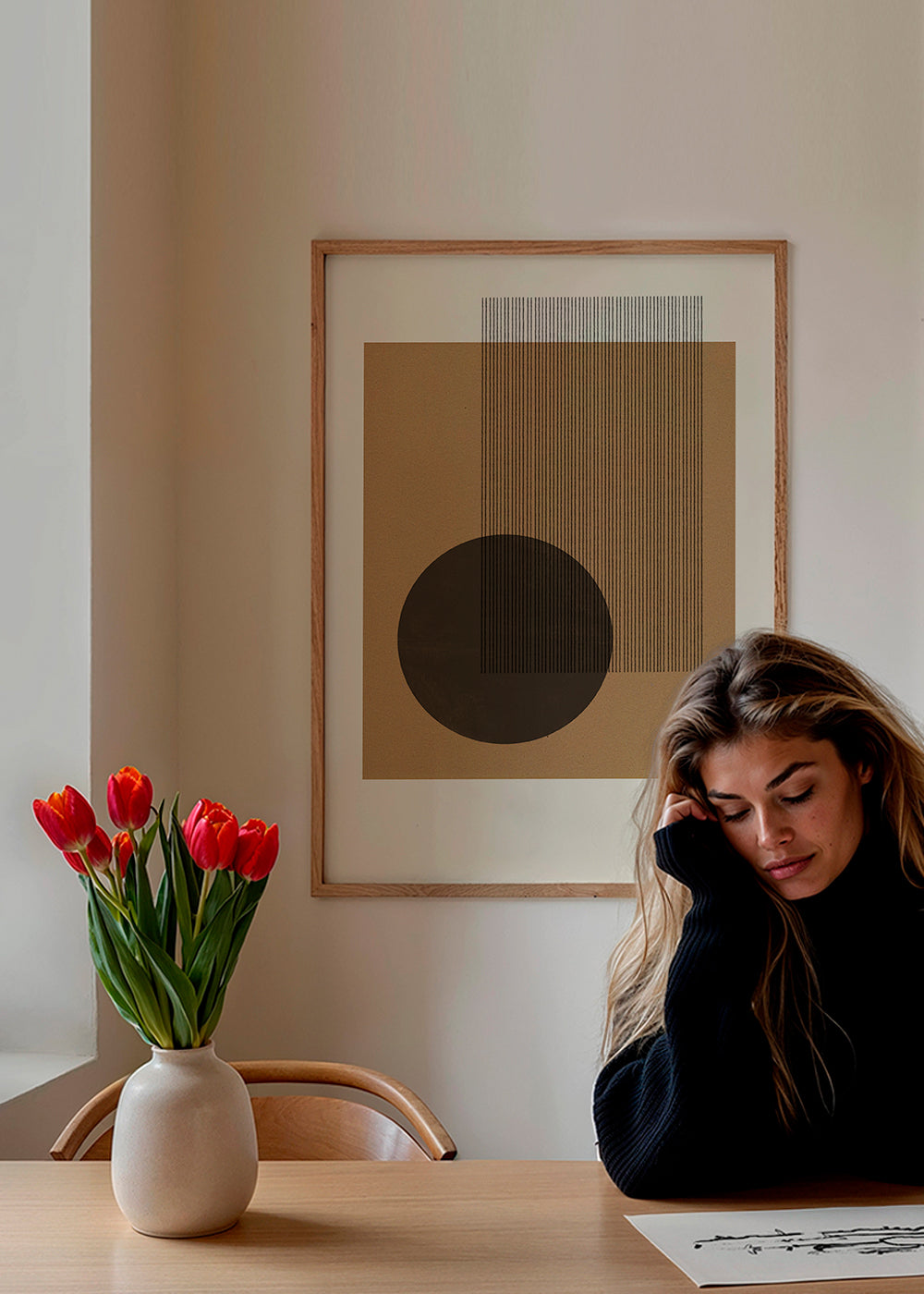 Geometrisk plakat med cirkel og linjehvirvel