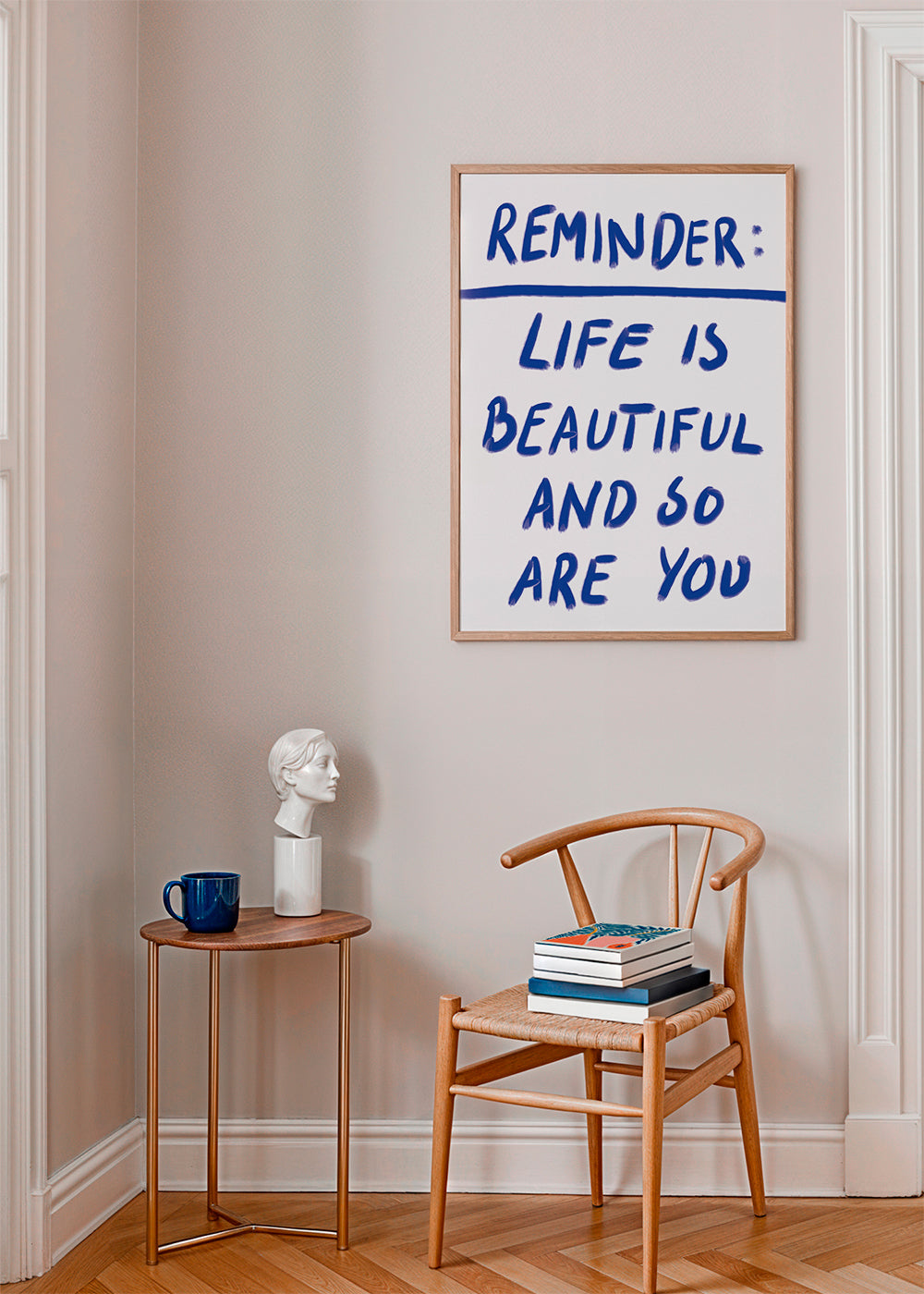 Typografisk illustration „Reminder“ i blå