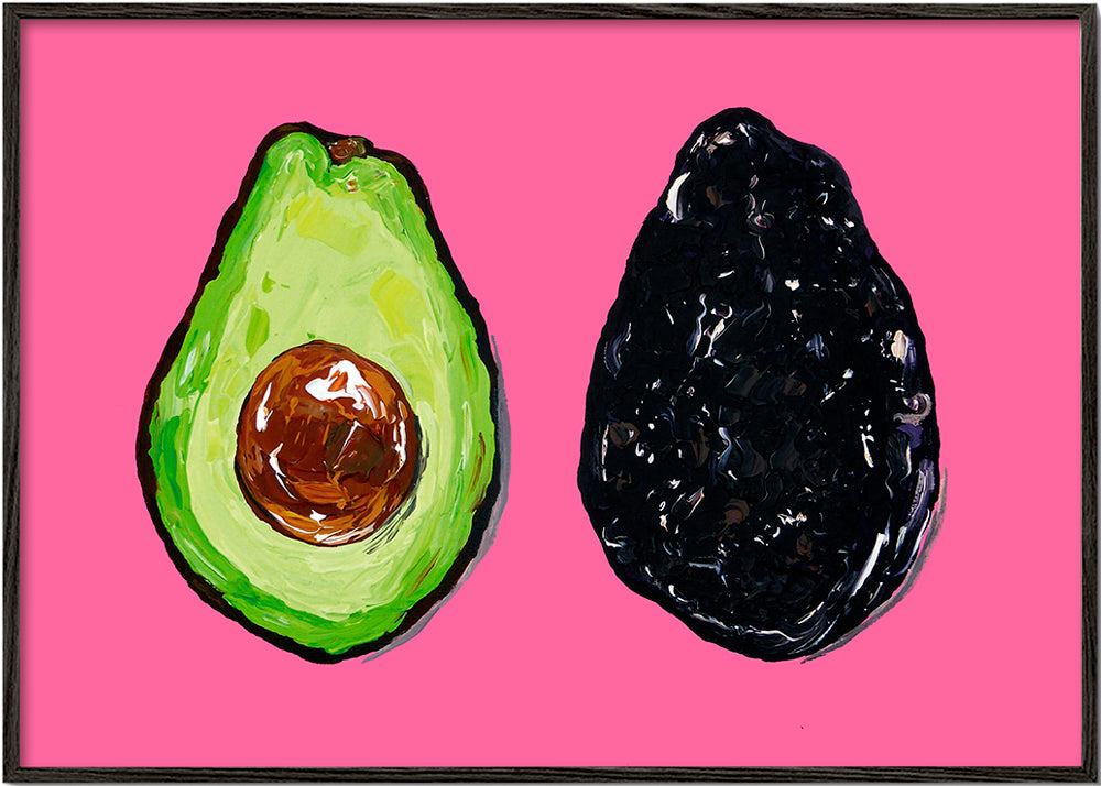 Køkkenkunst: avocado på lyserød baggrund