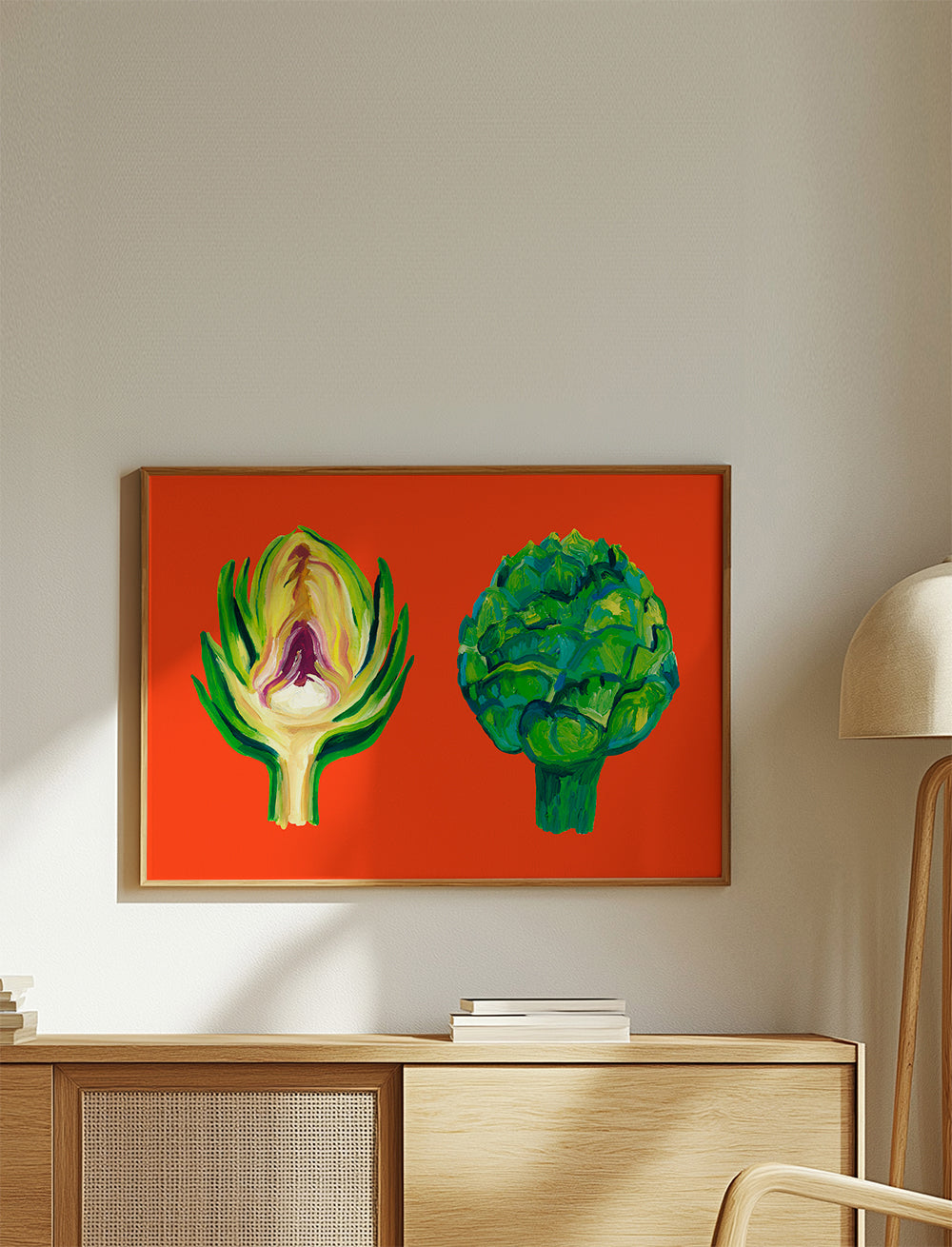 Køkkenkunst med artiskokker på orange baggrund