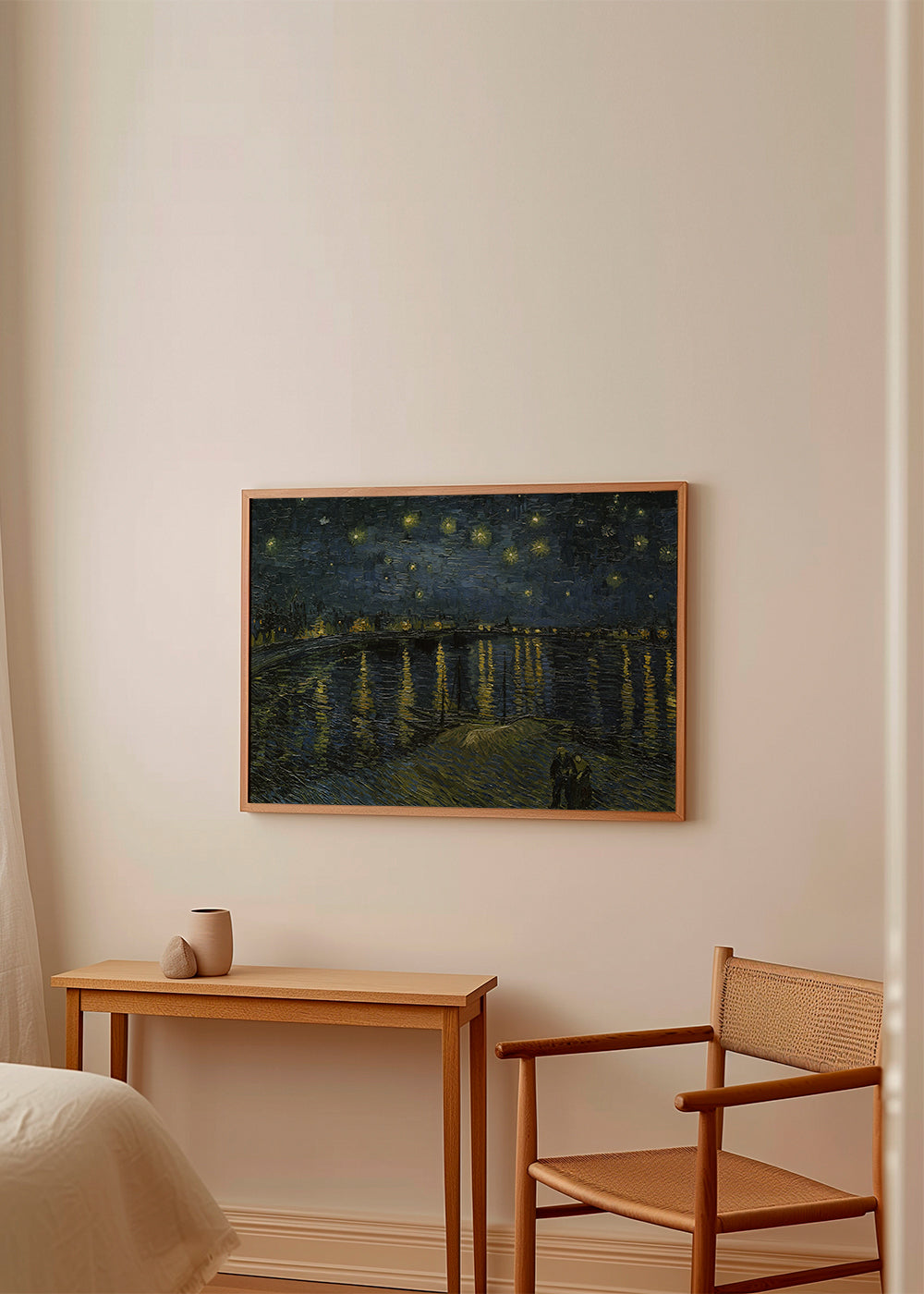 Nattegning af landskab med stjernehimmel og flodreflektioner