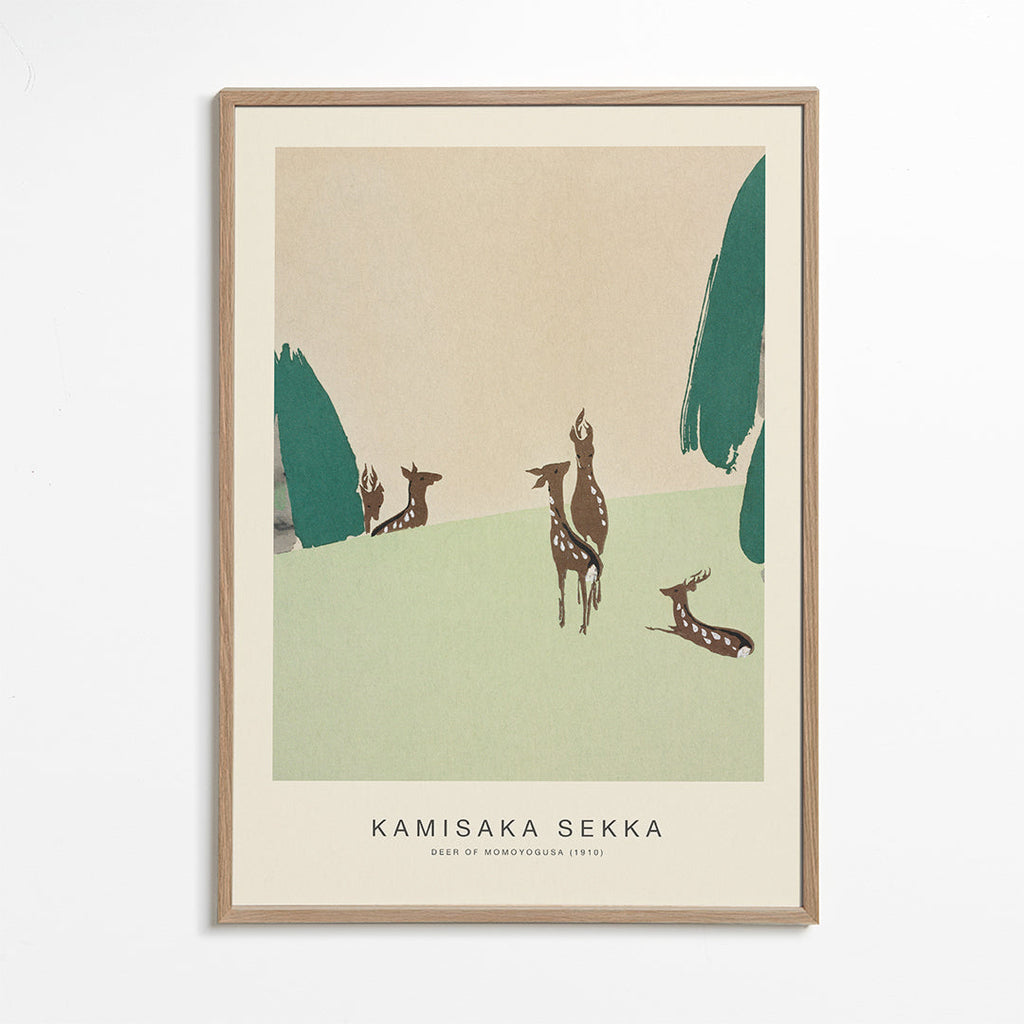 Japansk hjorteprint på rolig eng