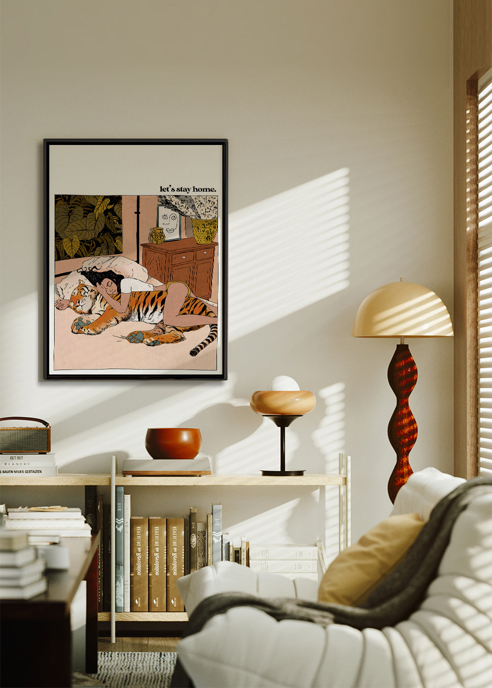 Illustration: kvinde omfavner tiger derhjemme