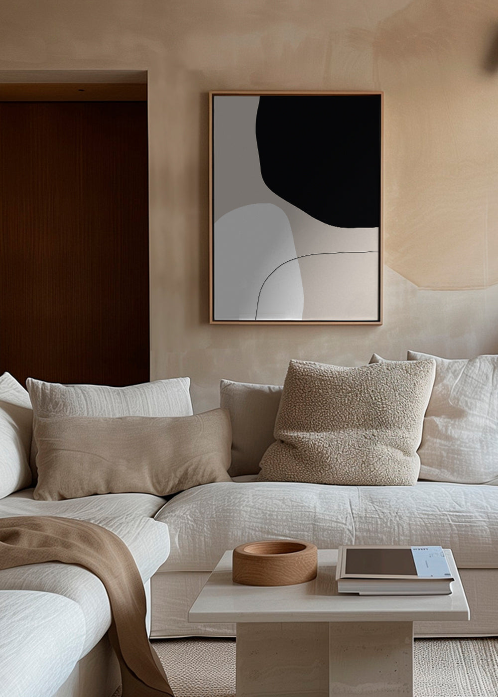 Minimalistisk design med organiske sorte og beige former