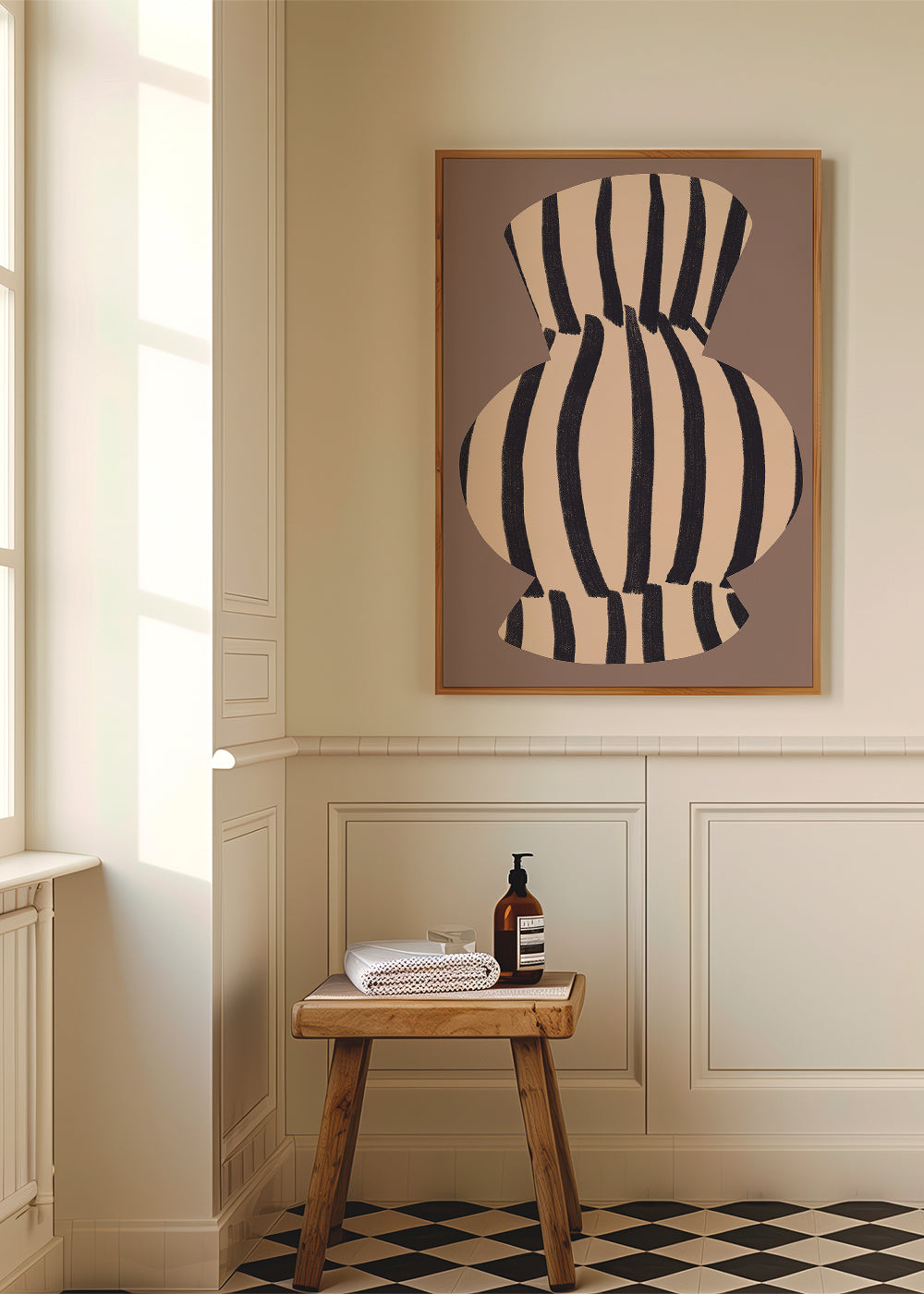 Minimalistisk vase med striber