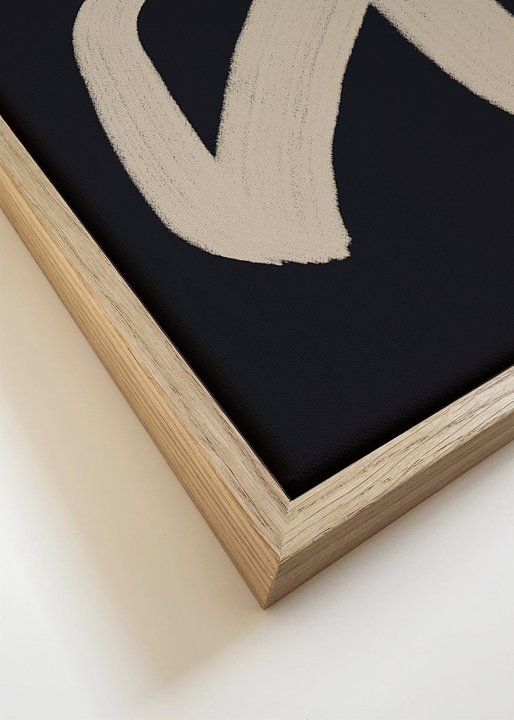 Abstrakt kunst beige streg på mørk baggrund