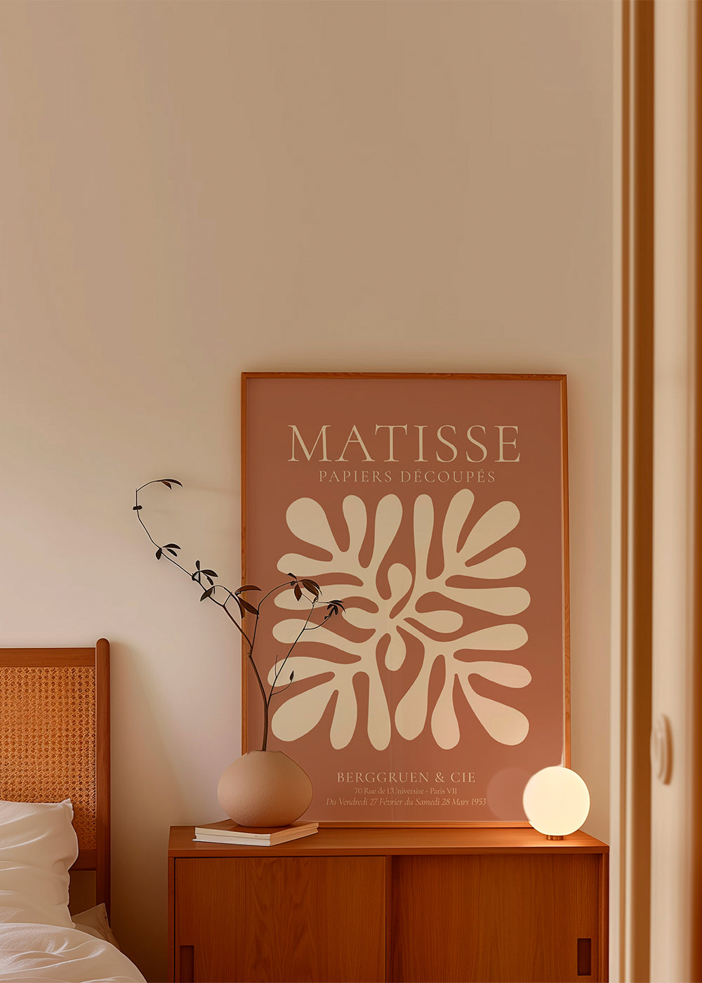 Botanisk plakat Matisse: organiske udskæringer på terrakotta