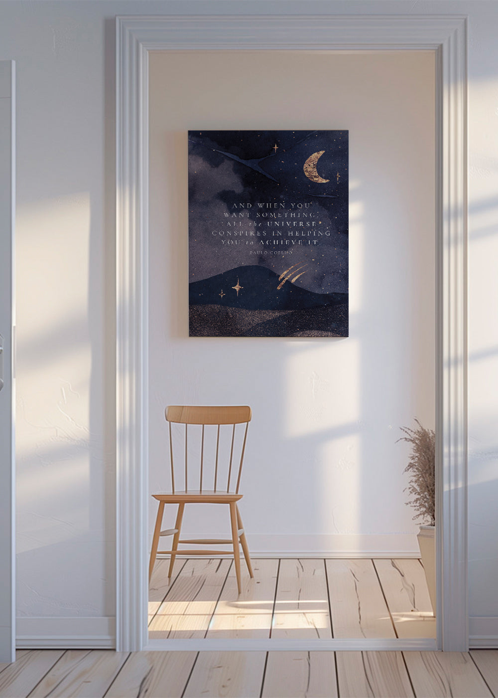 Illustration af måneoplyst univers med citat