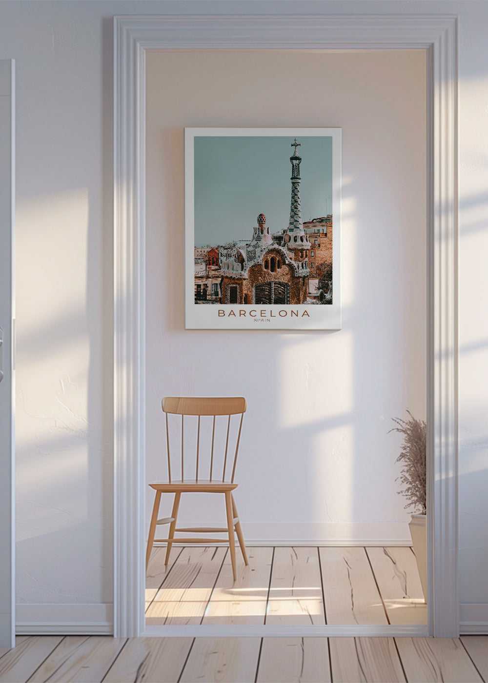 Rejseplakat Barcelona: modernistisk facade tæt på