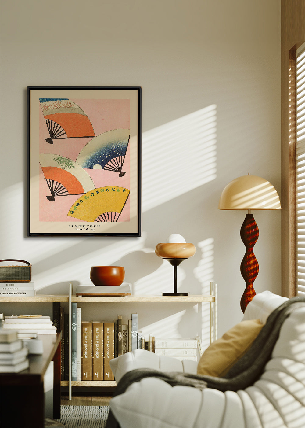 Japansk illustration med vifter på pink baggrund