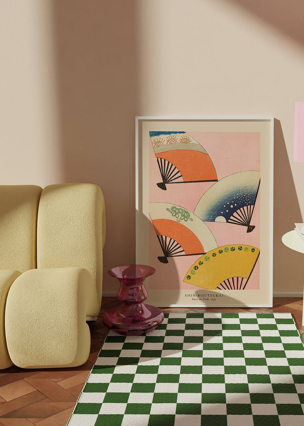 Japansk illustration med vifter på pink baggrund