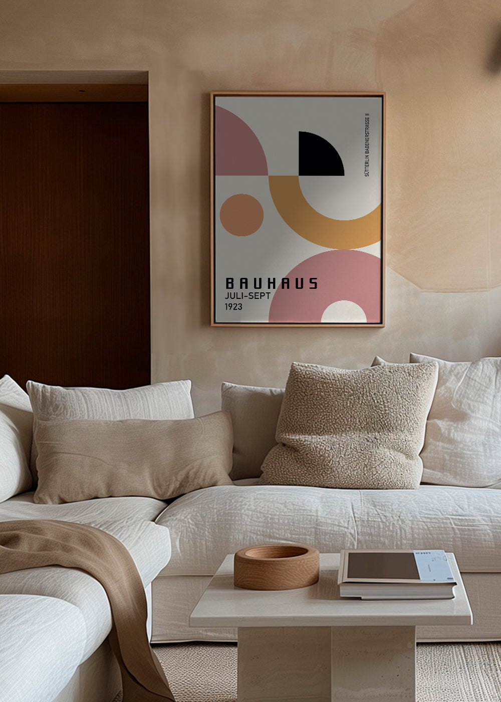 Geometrisk Bauhaus-plakat rosa og sennep