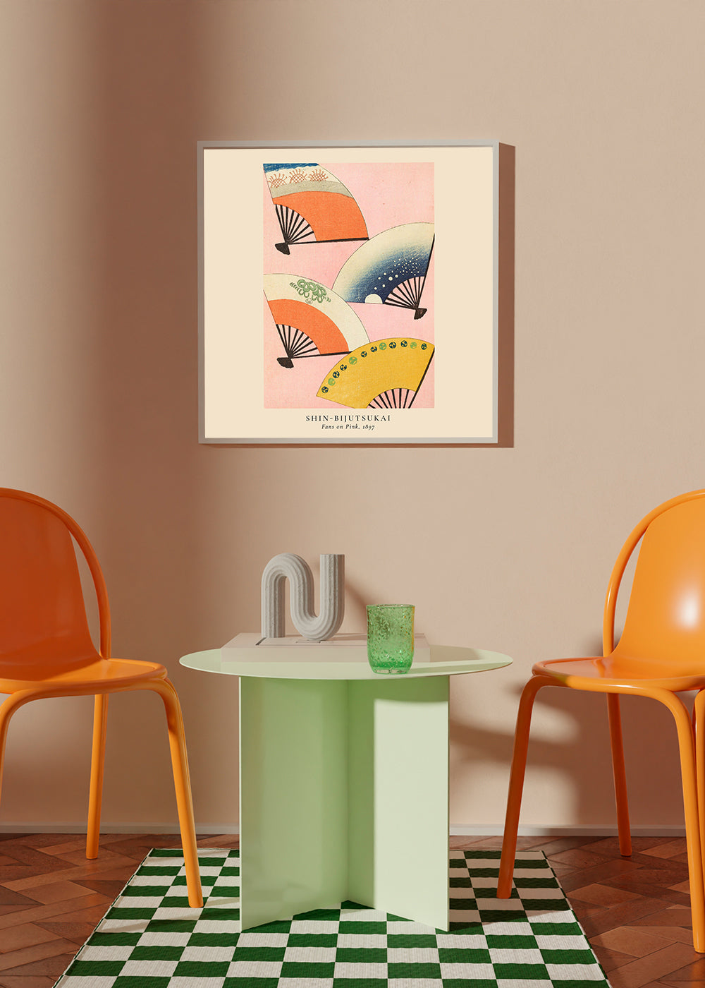 Illustration af japanske vifter på lyserød baggrund