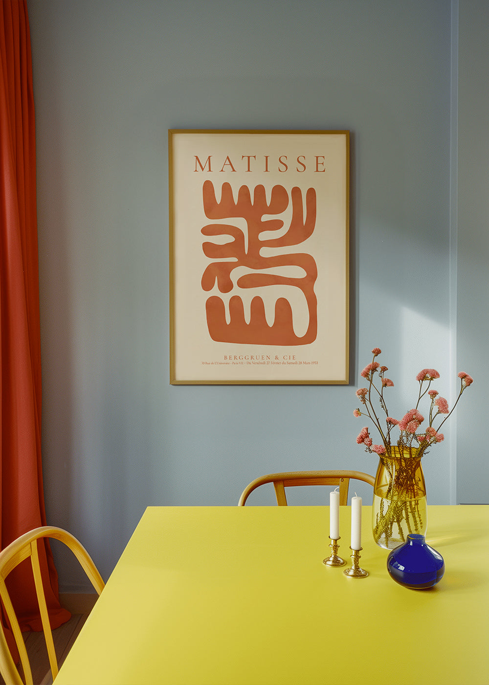 Abstrakt kunst med organiske terrakottaformer