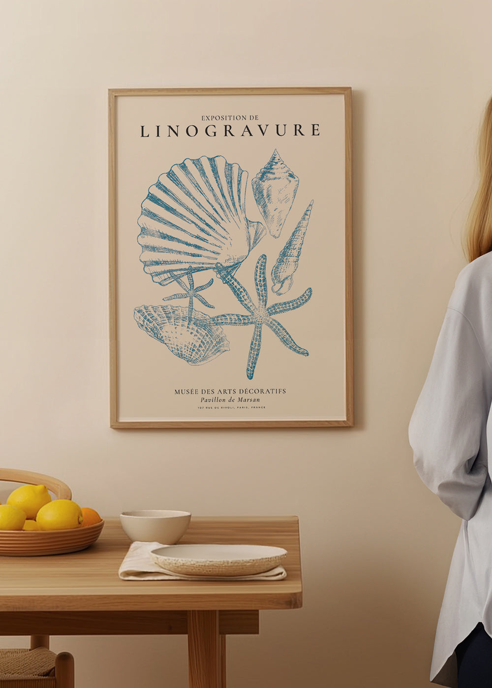 Linoleumtryk af muslinger i blå