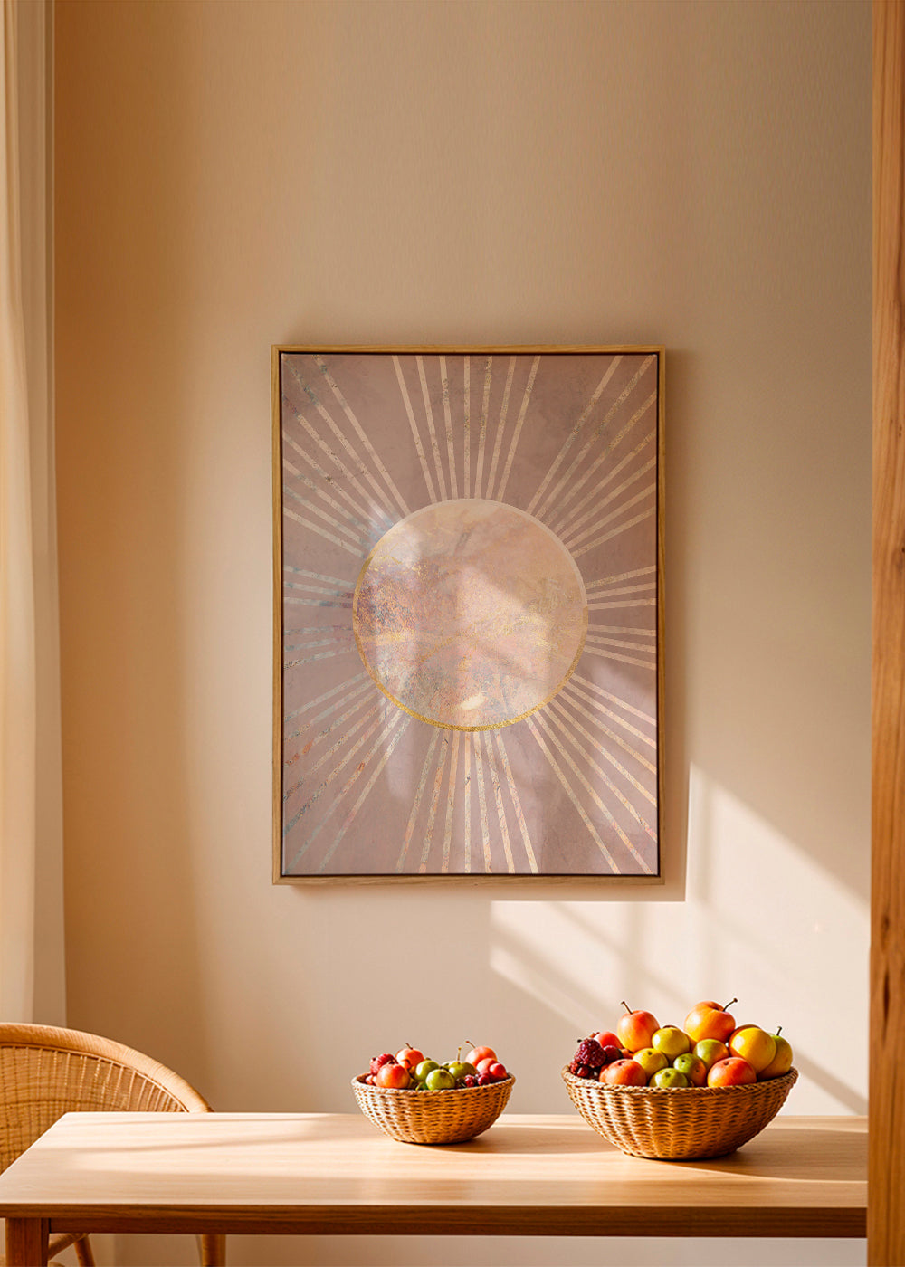 Abstrakt billede med rosa sol i midten