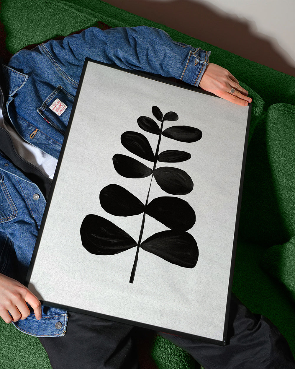 Botanisk plakat med sort blad minimalistisk
