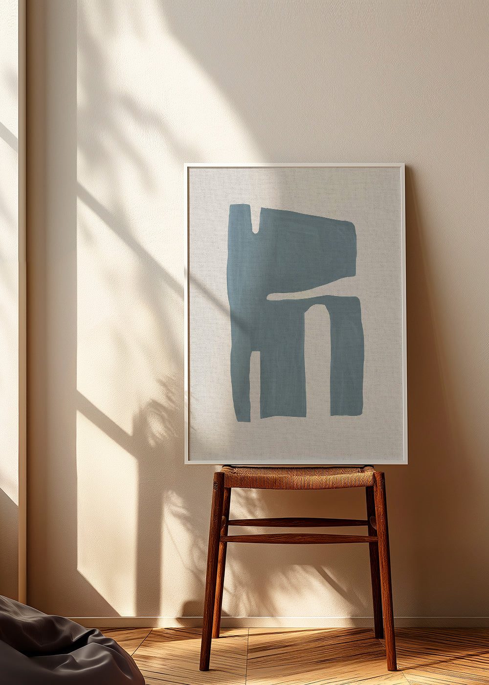 Abstrakt kunst med organisk blå streg