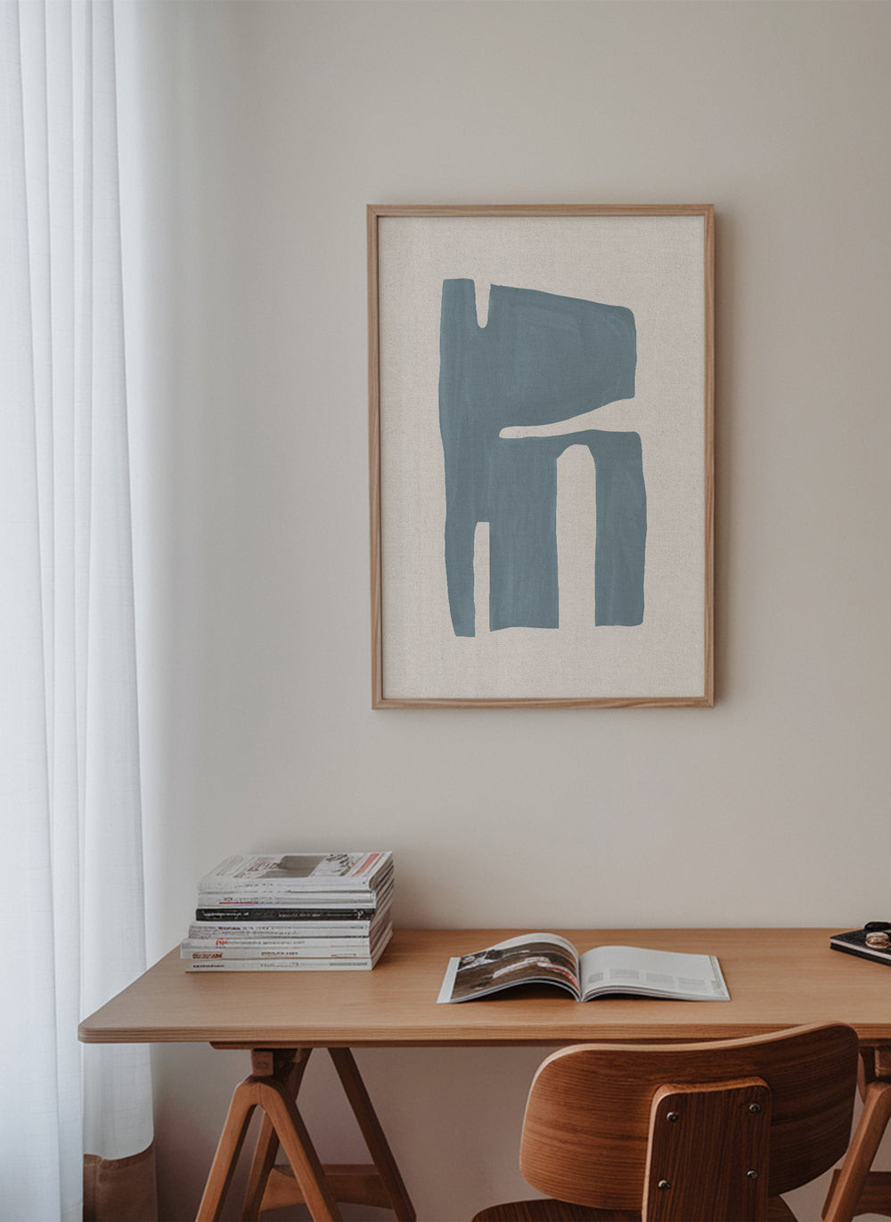 Abstrakt kunst med organisk blå streg