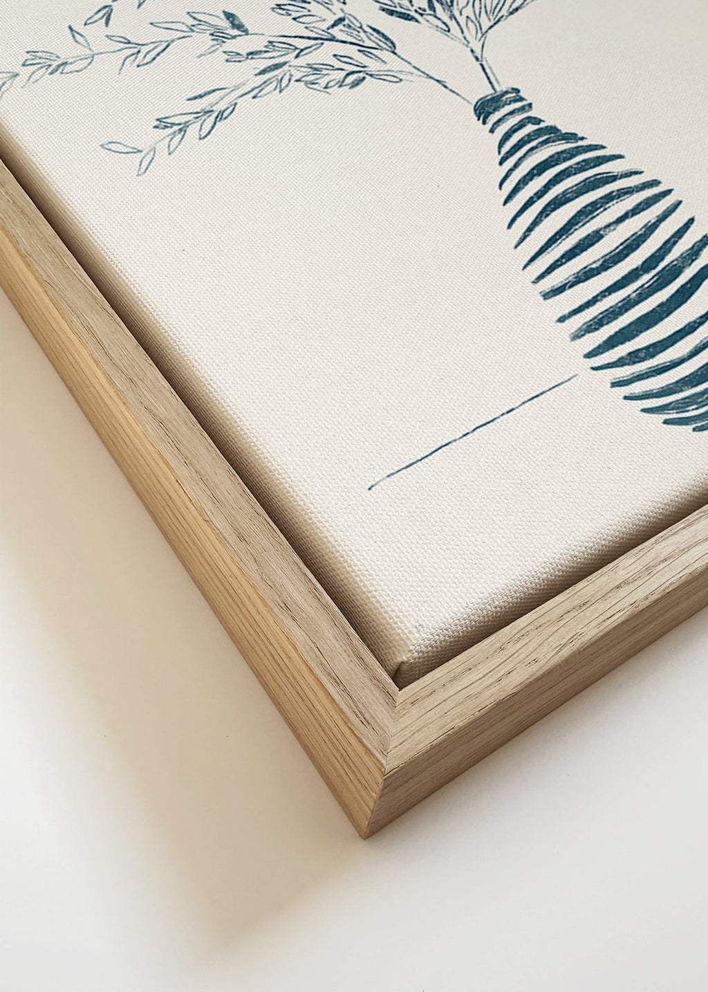 Botanisk plakat med blå vase – Canvas detail