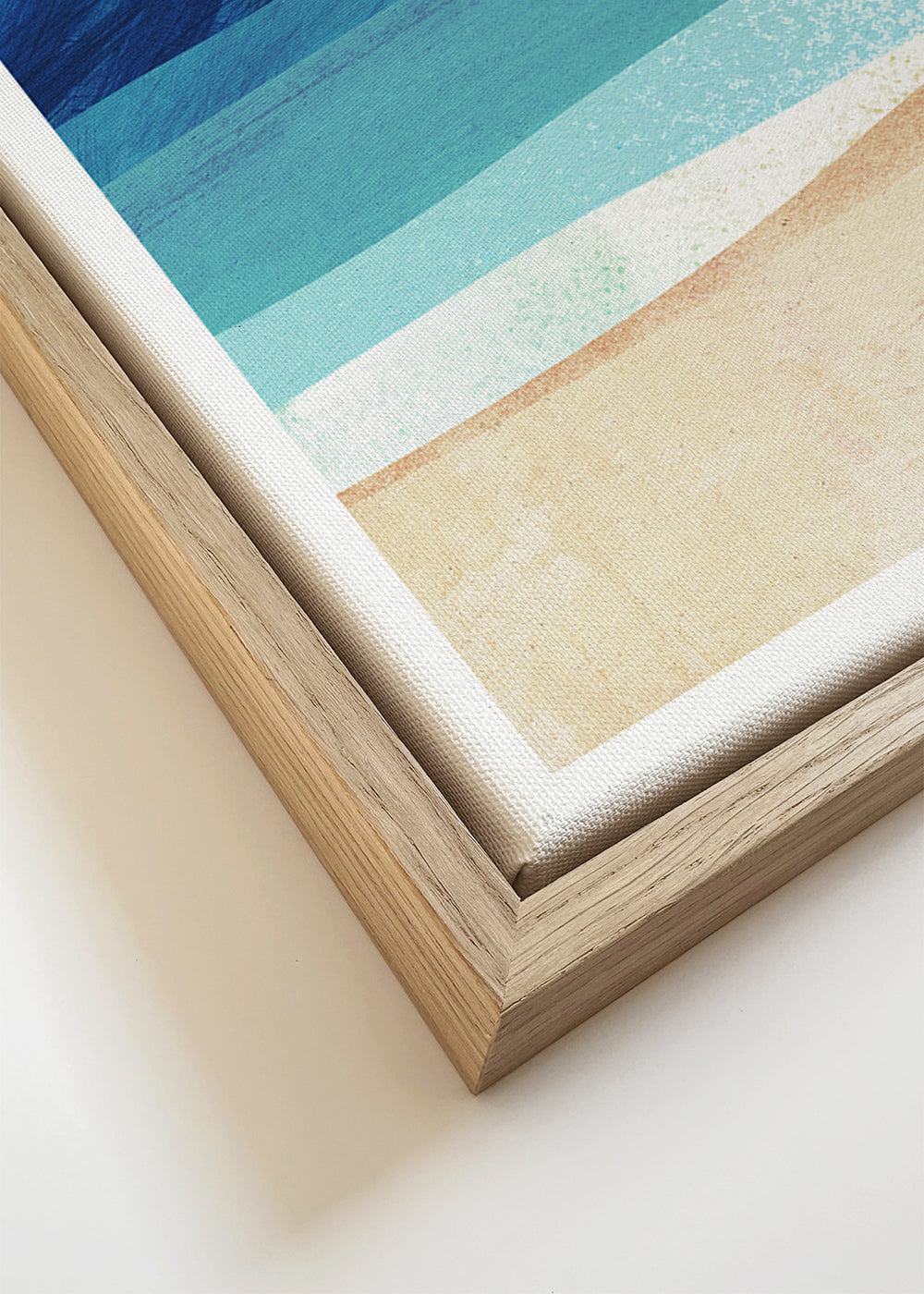 Surf-kunst: Surf-pige på minimal bølge