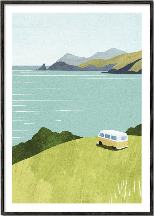 Landskabstryks med varebil ved havet