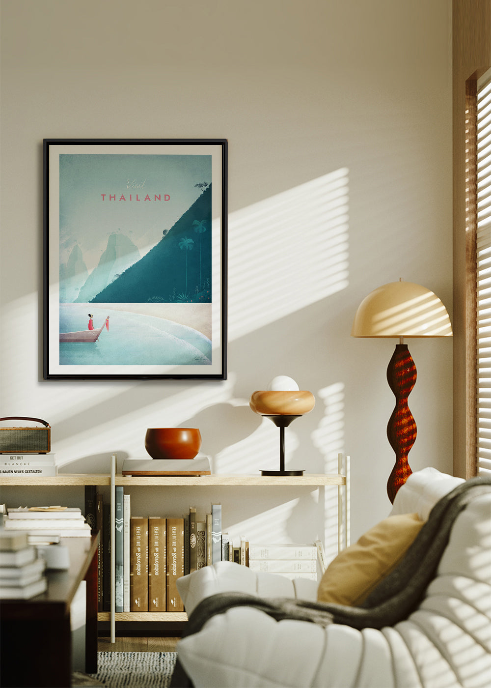 Rejseplakat strandmotiv med mole i vintage-stil
