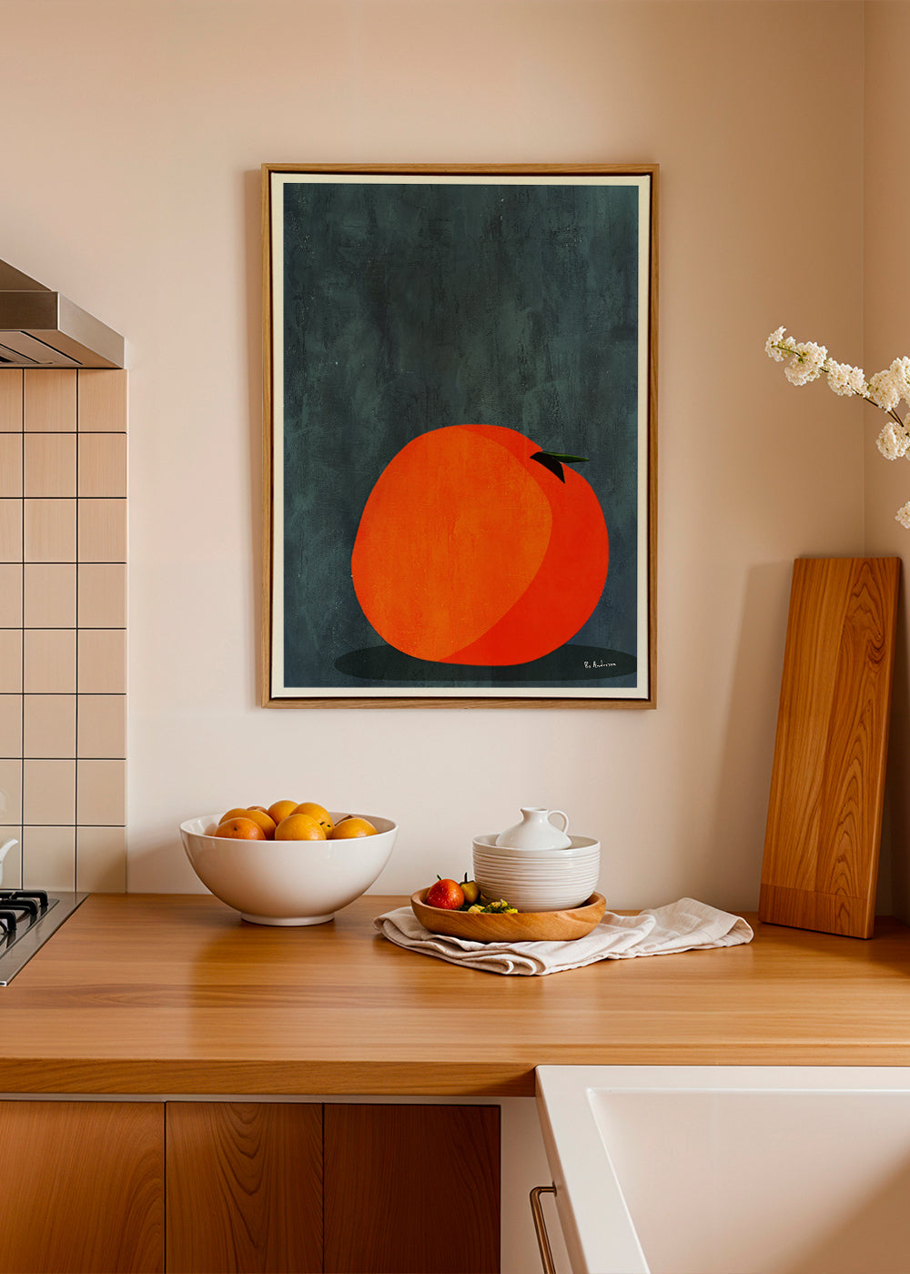 Køkkenkunst: orange minimalist på mørk tekstur