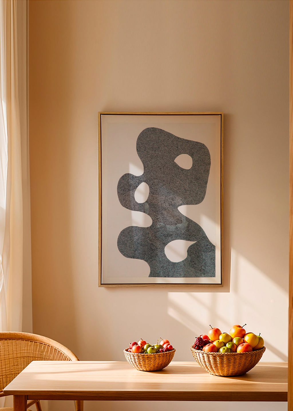 Prikket abstrakt værk med stor silhuet – Canvas2