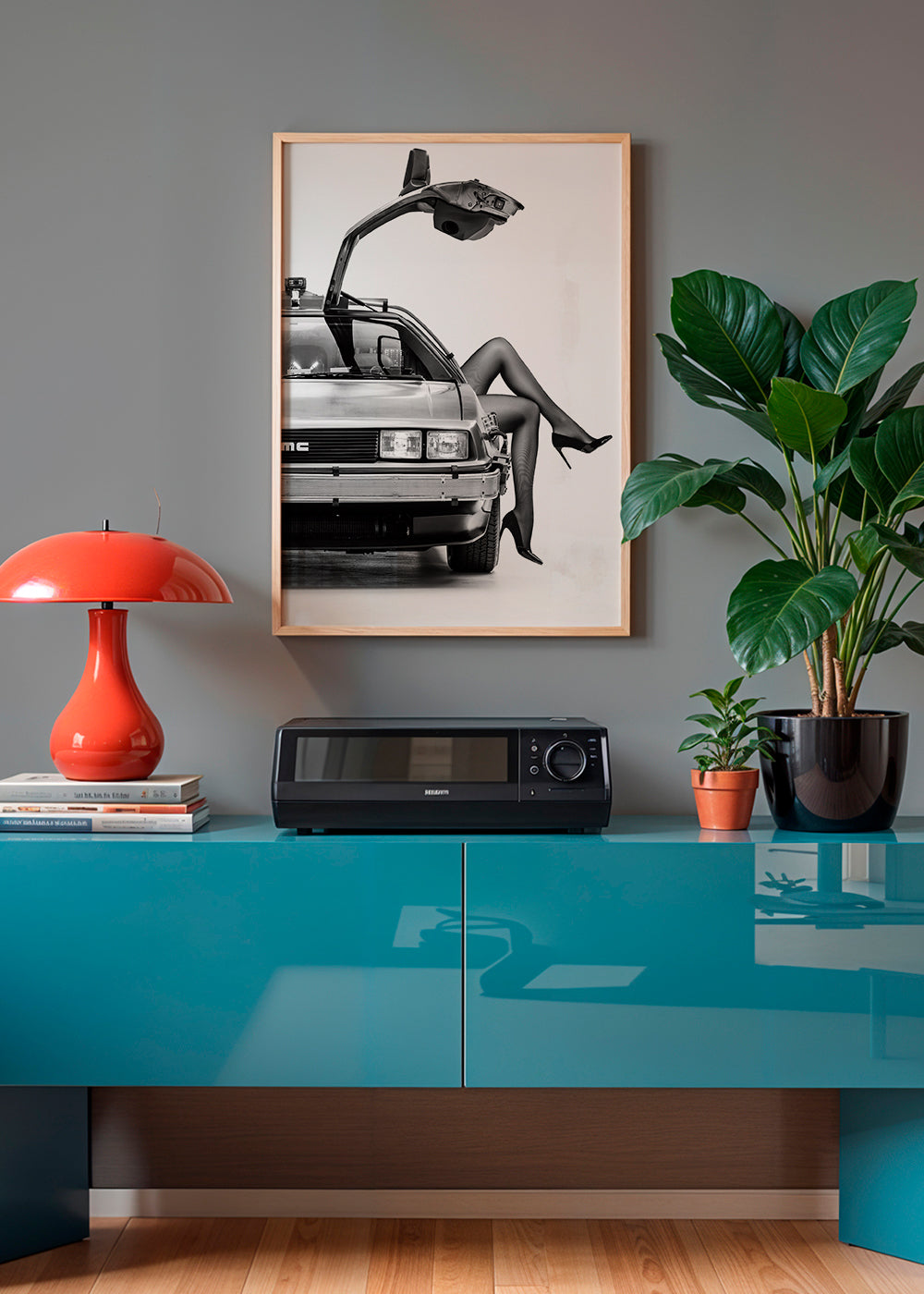 Sort-hvid kunst: DeLorean med stiliserede ben