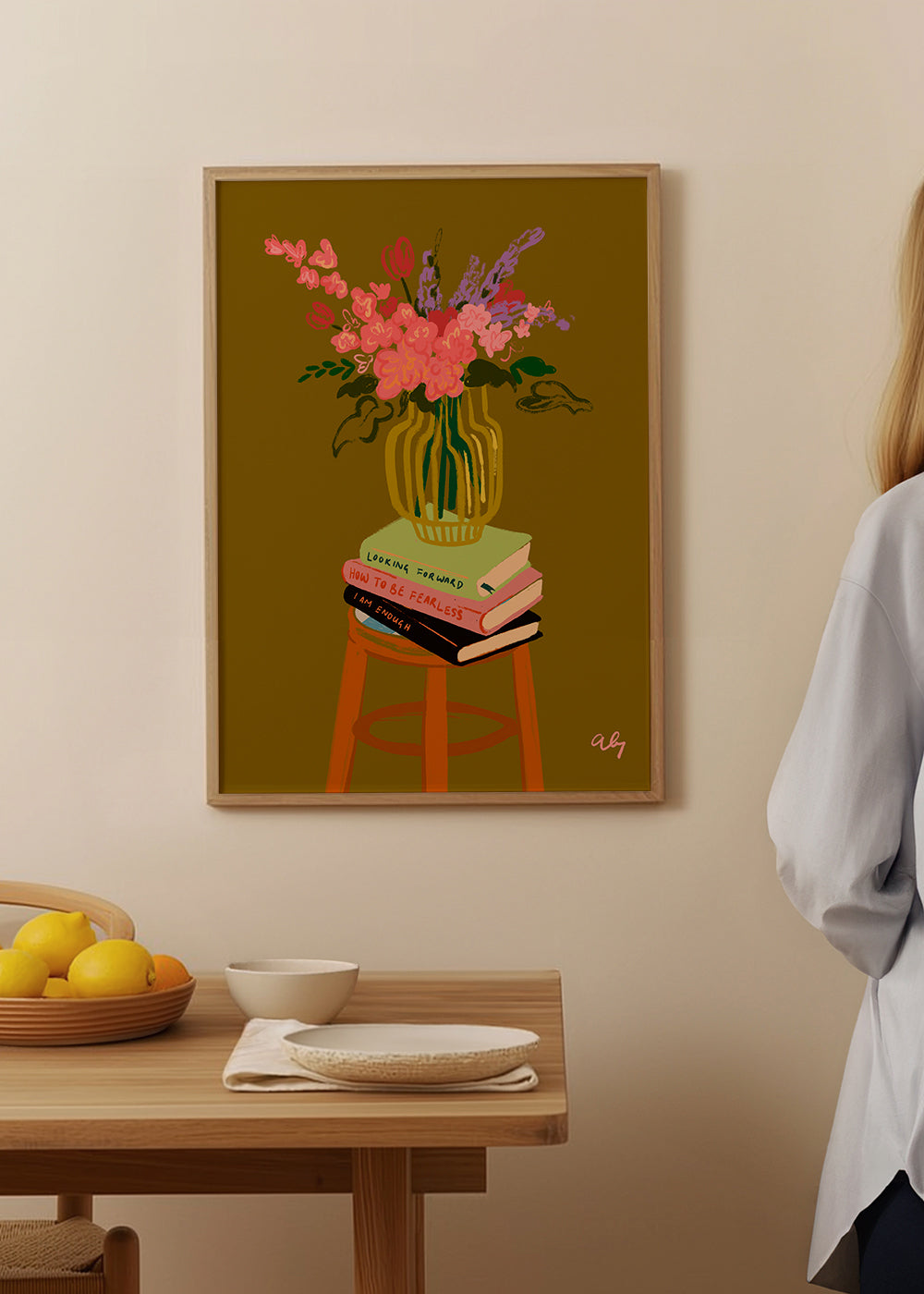 Botanisk plakat: vase med blomster på bøger