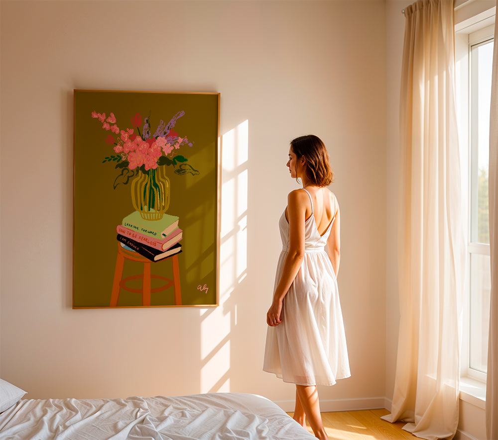 Botanisk plakat: vase med blomster på bøger