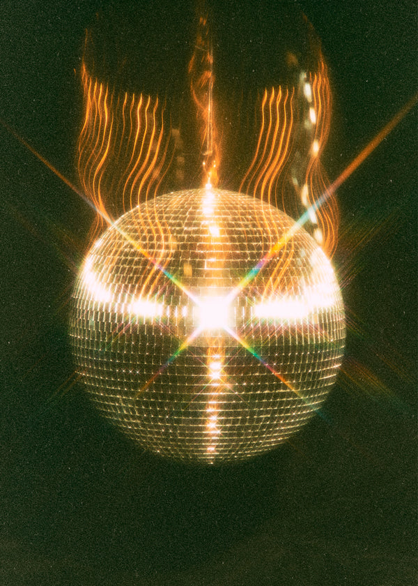 Fotografi af gylden discokugle