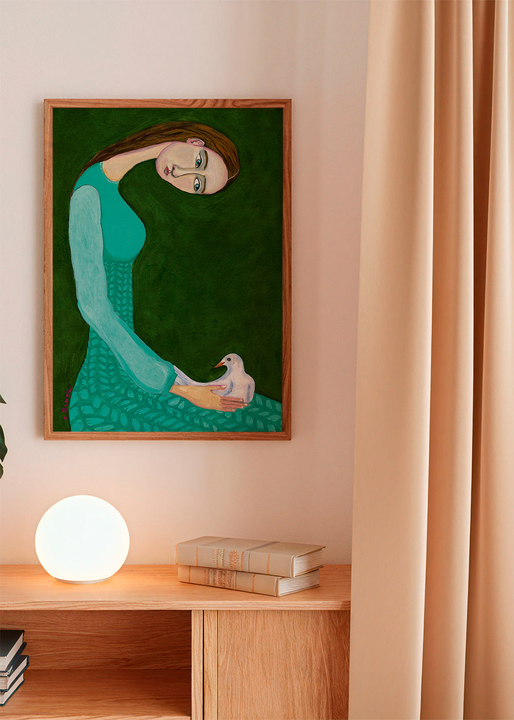 Kvindeillustration med due på grøn baggrund