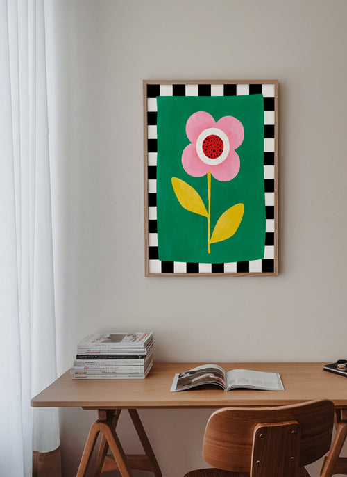 Botanisk plakat: rosa blomst på grøn baggrund