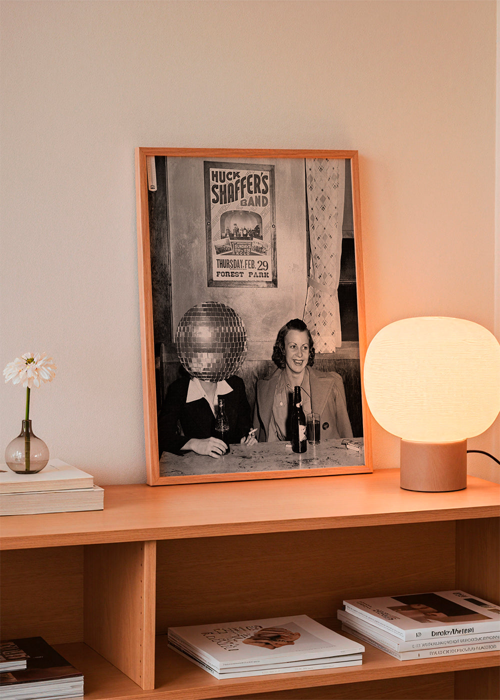 Vintage-fotografi af par med diskokugle-hoved