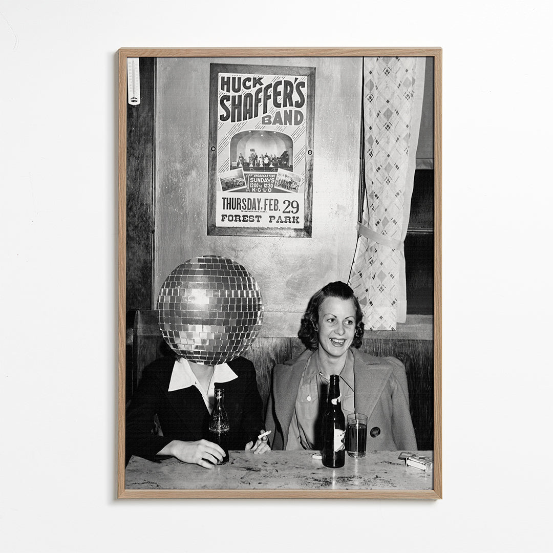 Vintage-fotografi af par med diskokugle-hoved