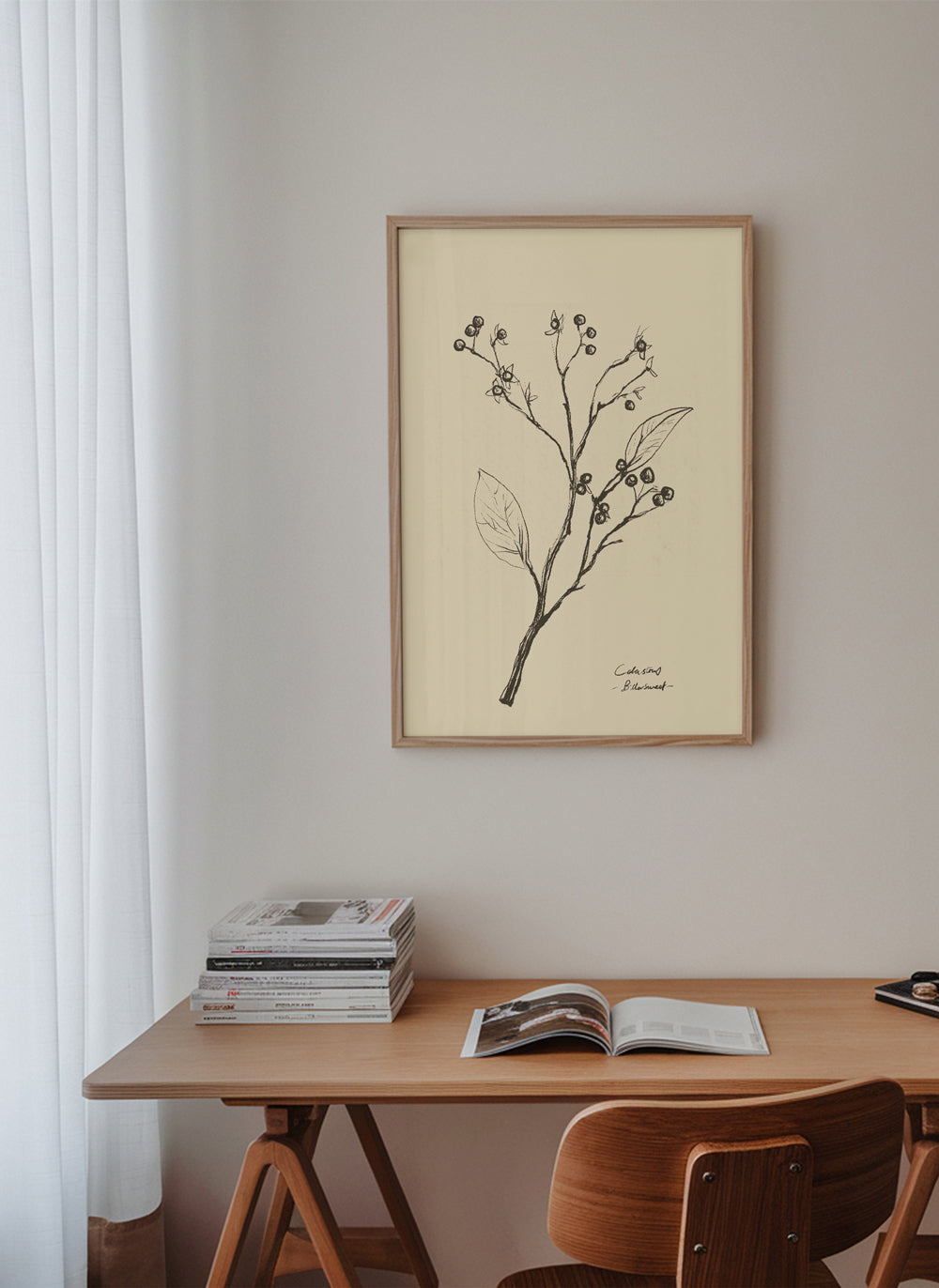 Botanisk plakat: gren med bær på beige