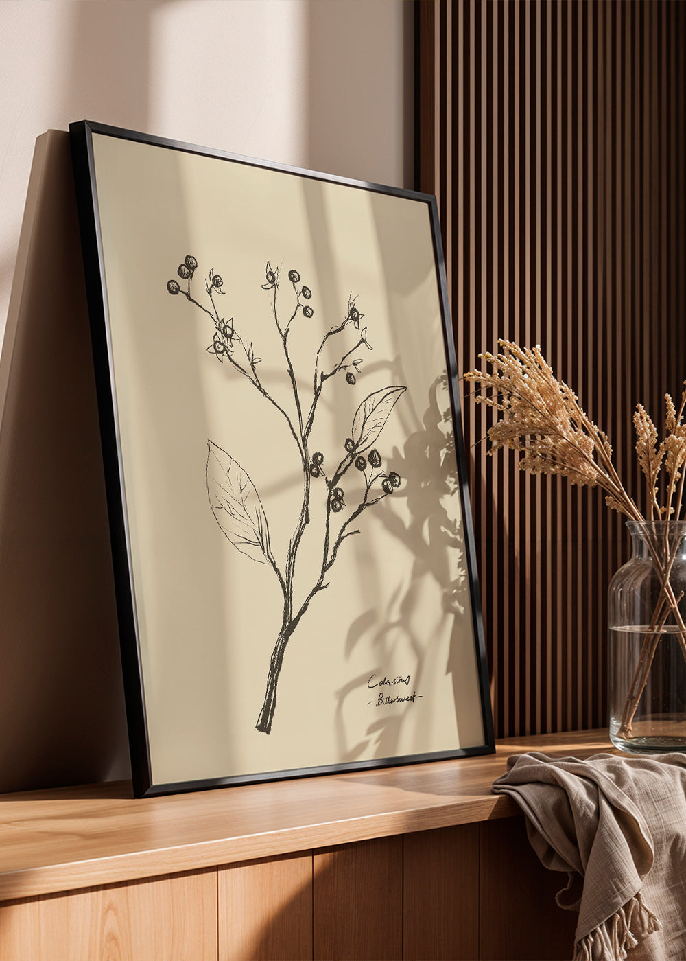 Botanisk plakat: gren med bær på beige