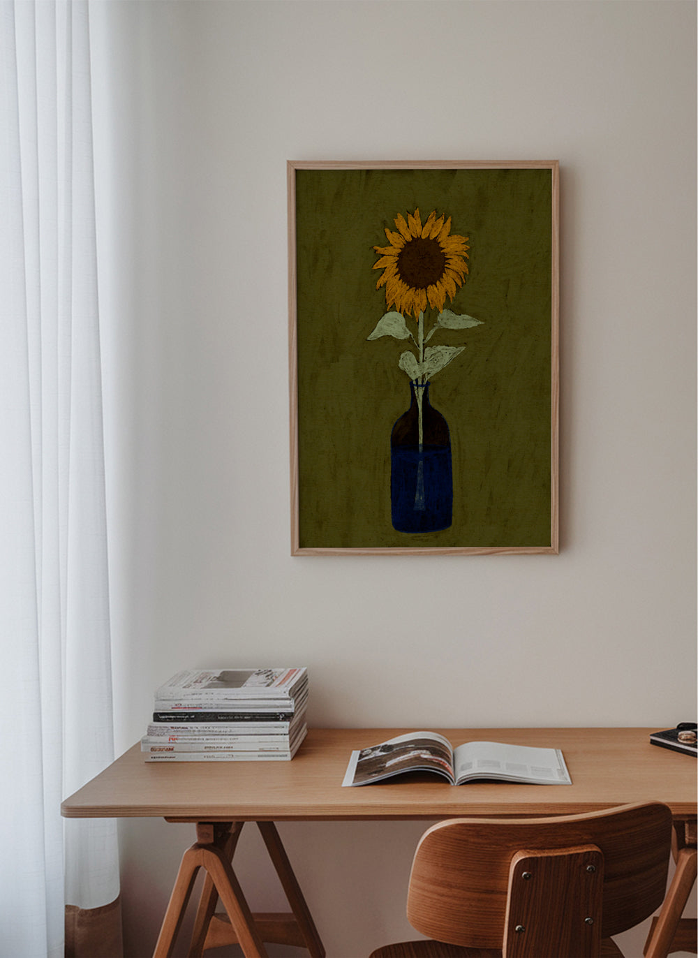 Botanisk plakat: solsikke i blå vase