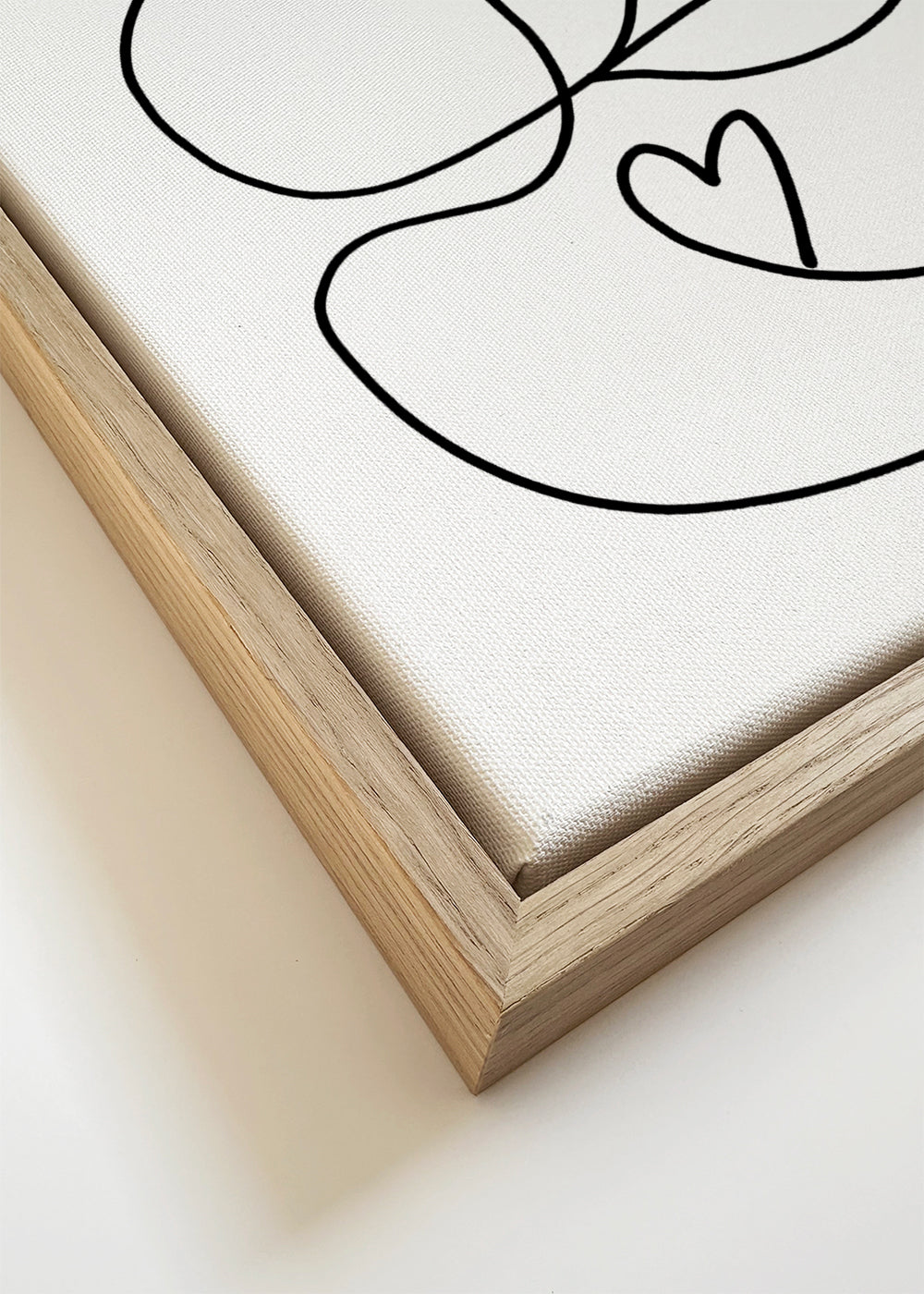 Lineær ansigtsillustration med appelsin