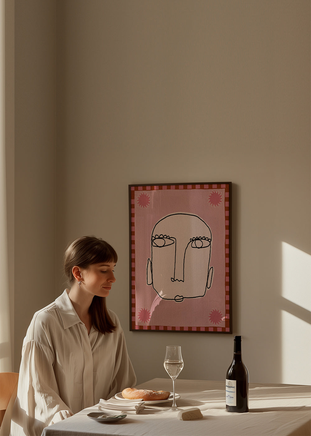 Lineær ansigtsillustration i rosa