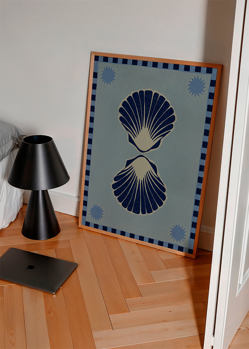 Abstrakt kunst med symmetriske skaller