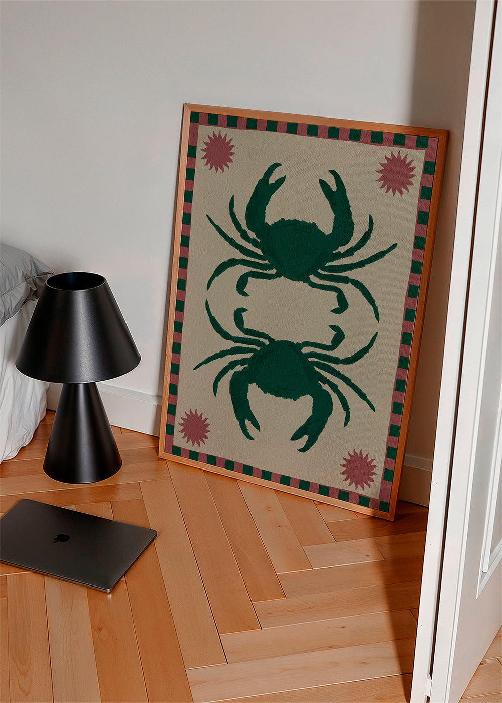 Køkkenkunst med spejlede grønne krabber